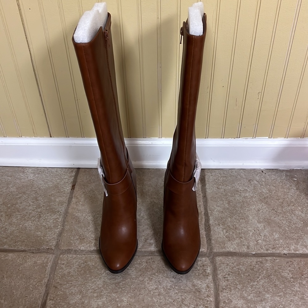Tall Brown riding Boots with heel - Picture 5 of 5